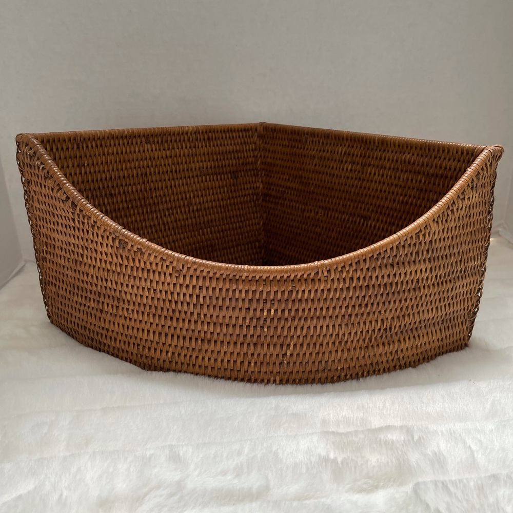 Corner Basket